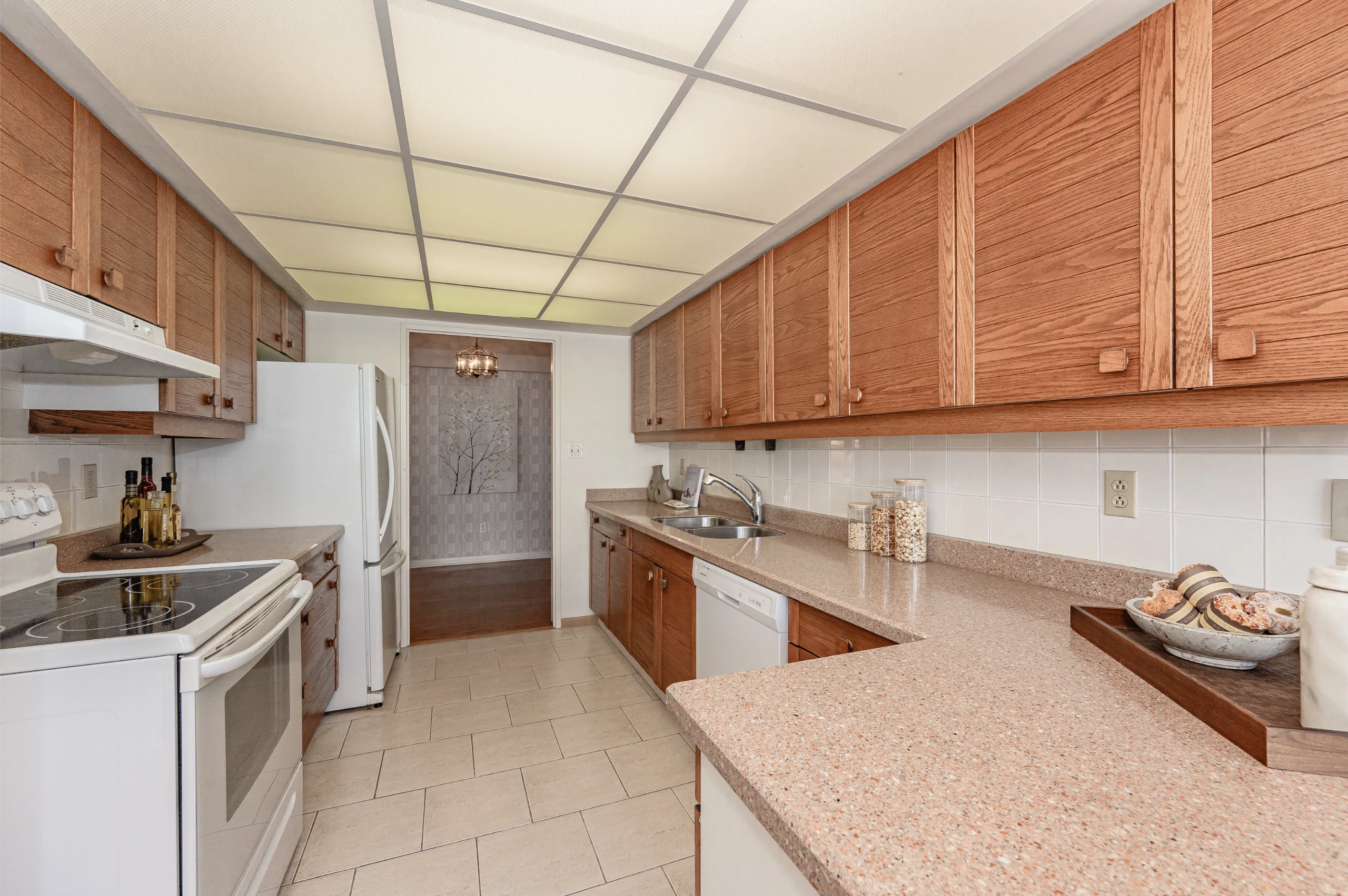 Waterfront Lakeside Condo