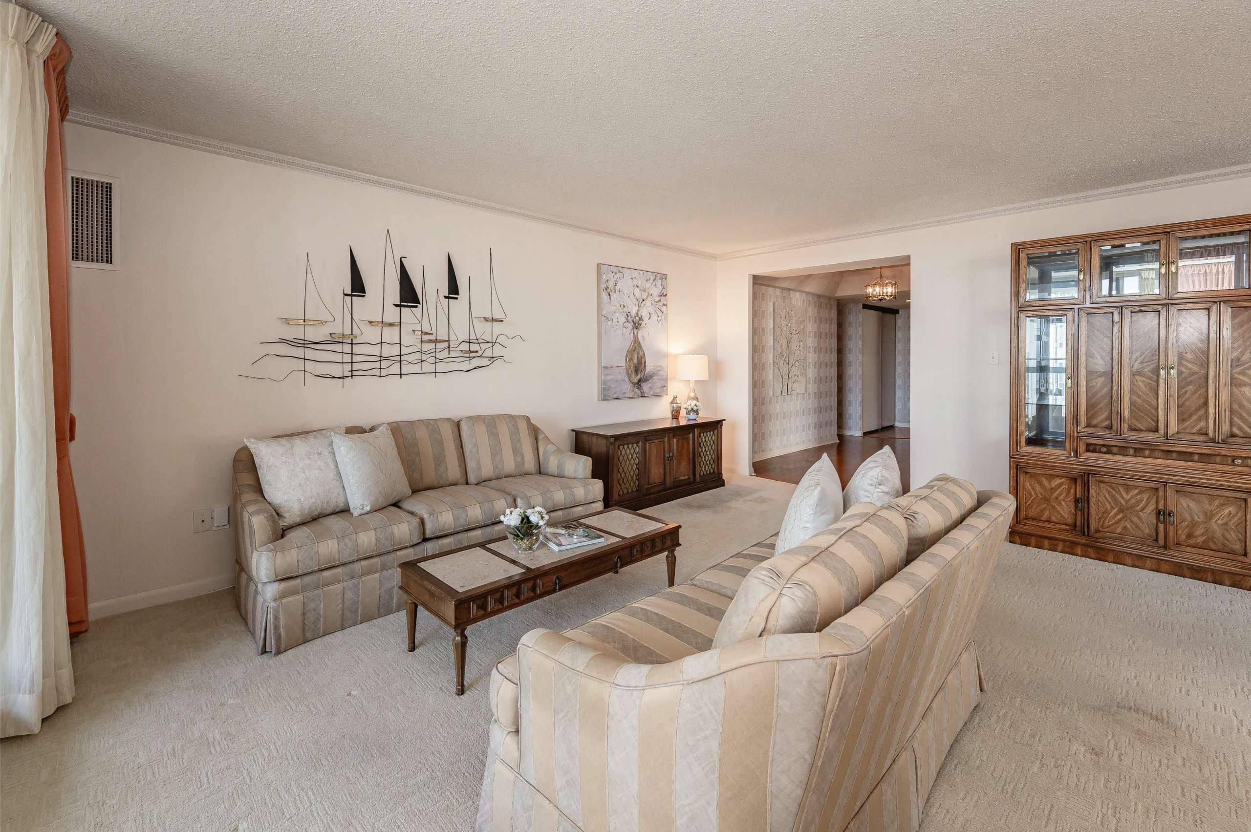 Waterfront Lakeside Condo