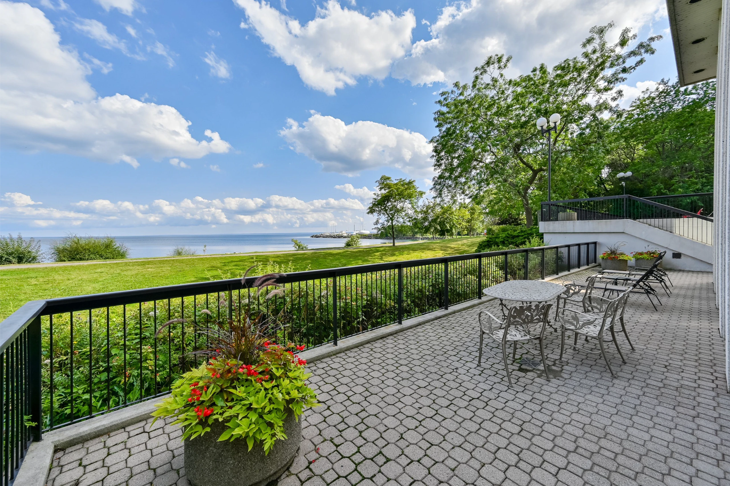 Sullivan Real Estate