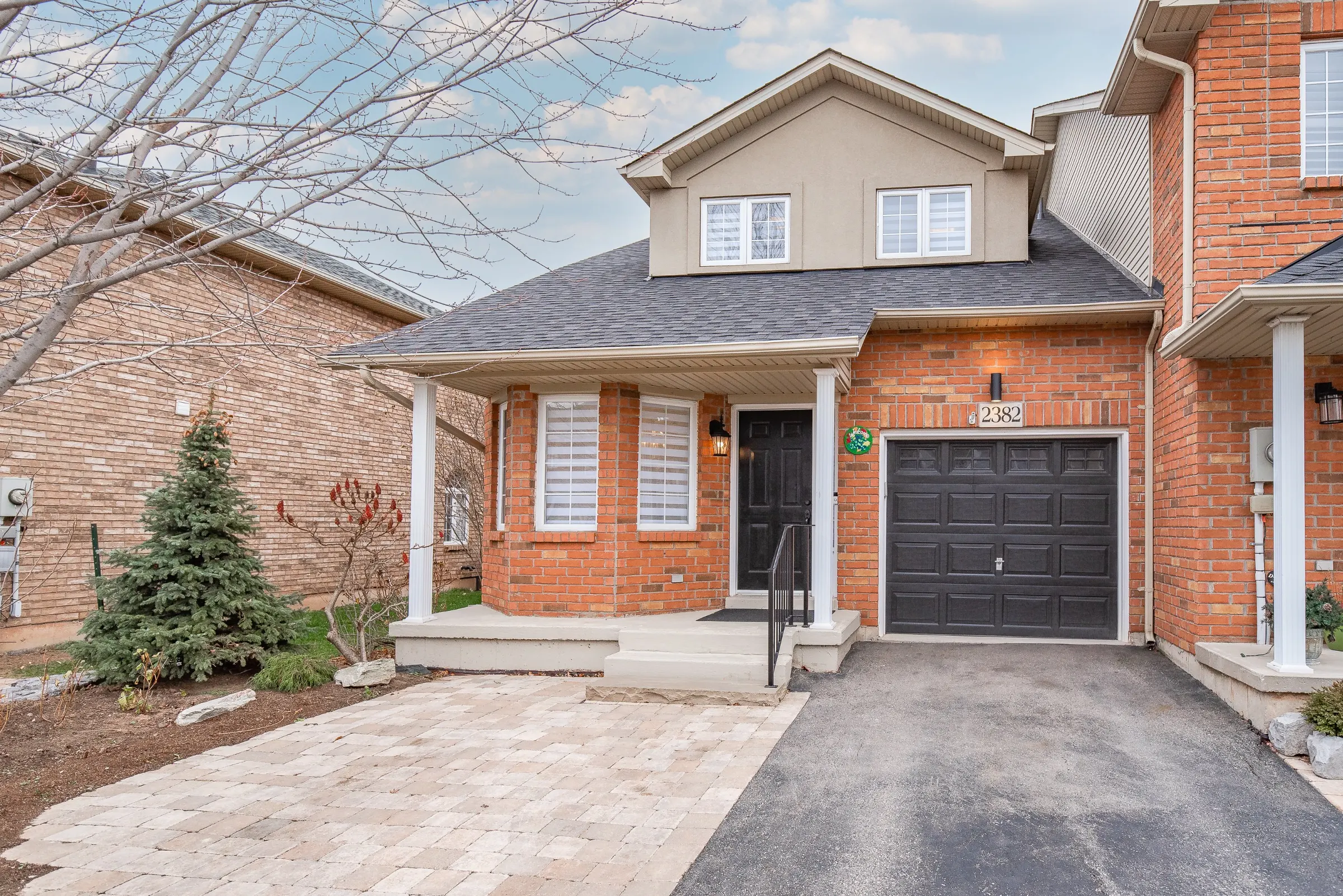 Luxury Renovated Bungaloft - 2382 Highcroft Road, Oakville