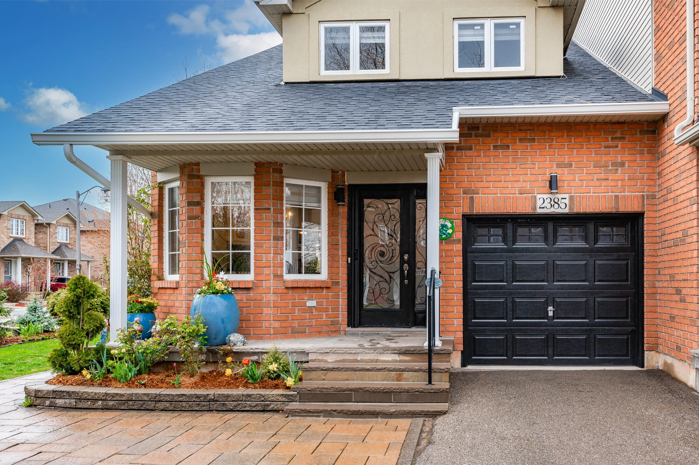 Renovated bungaloft townhouse