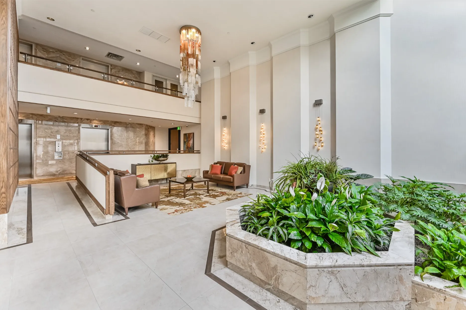 Waterfront Lakeside Living