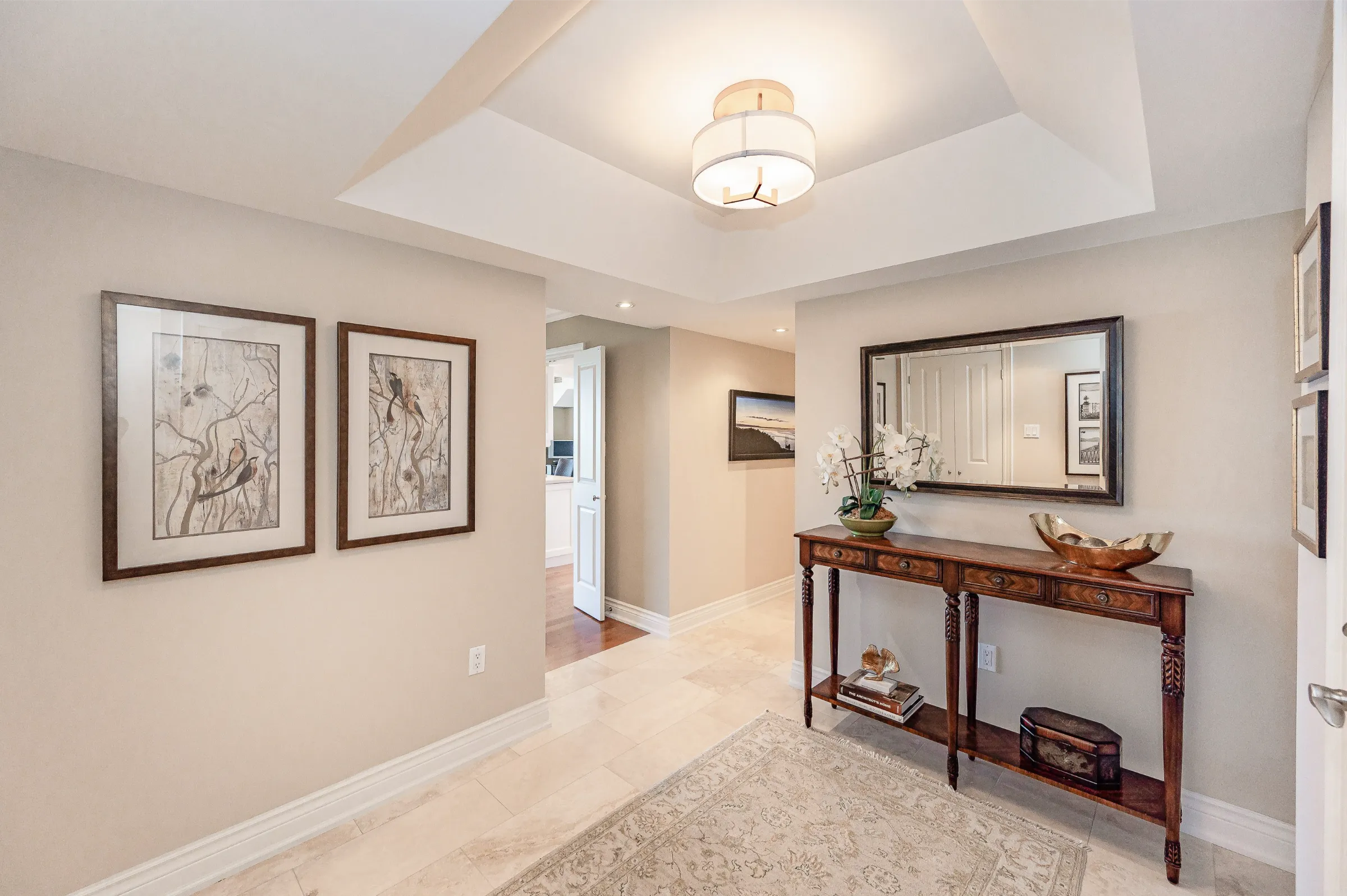 Luxury lakeside condo