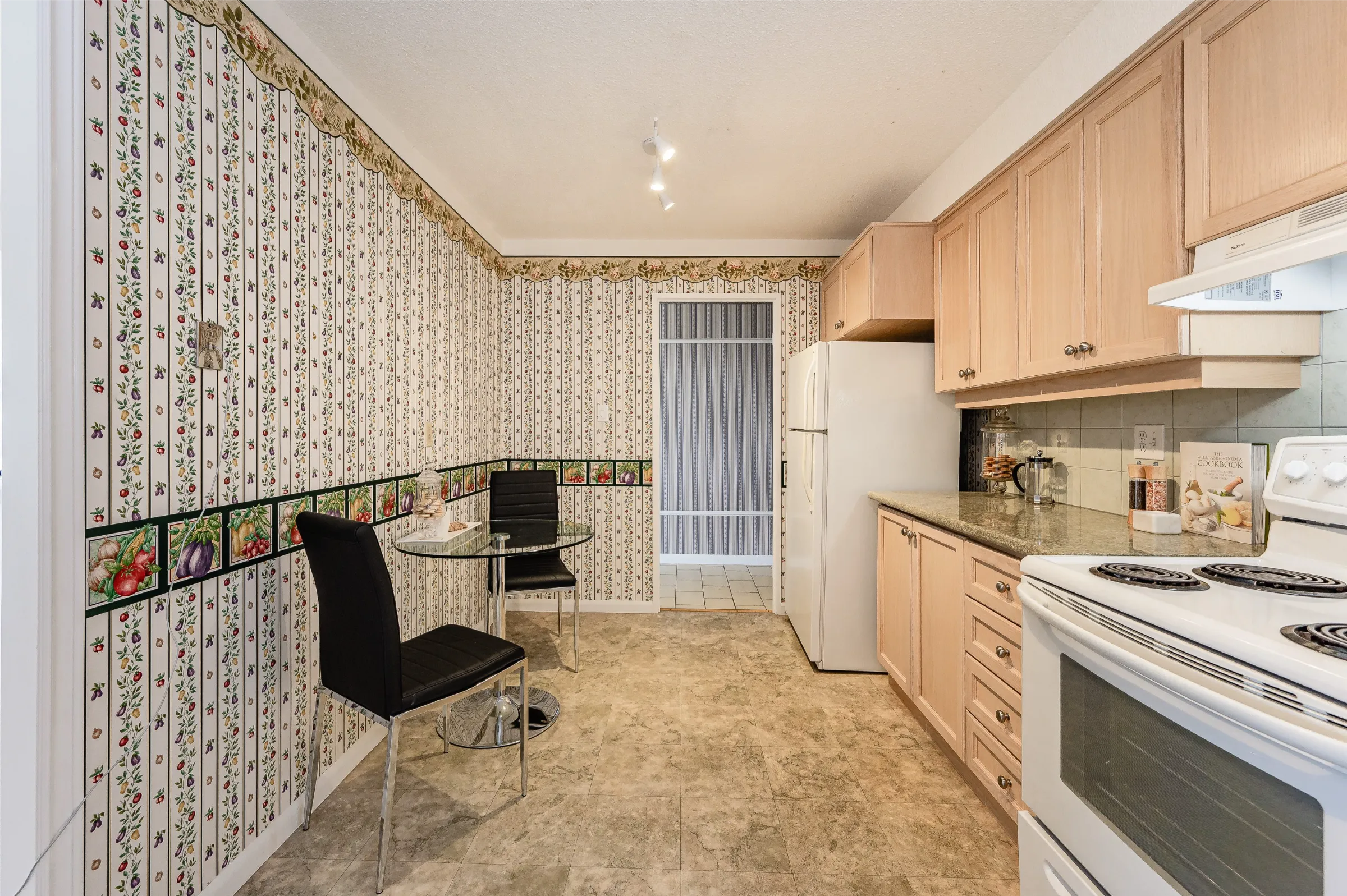 Bronte village apartment