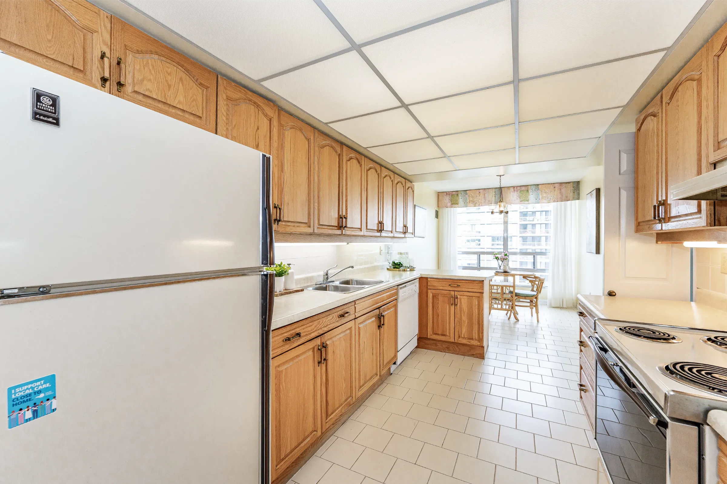 Waterfront Lakeside Living