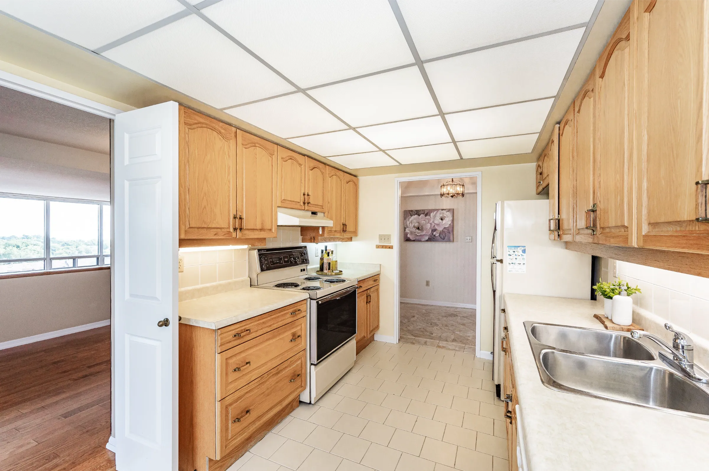 Waterfront Lakeside Living