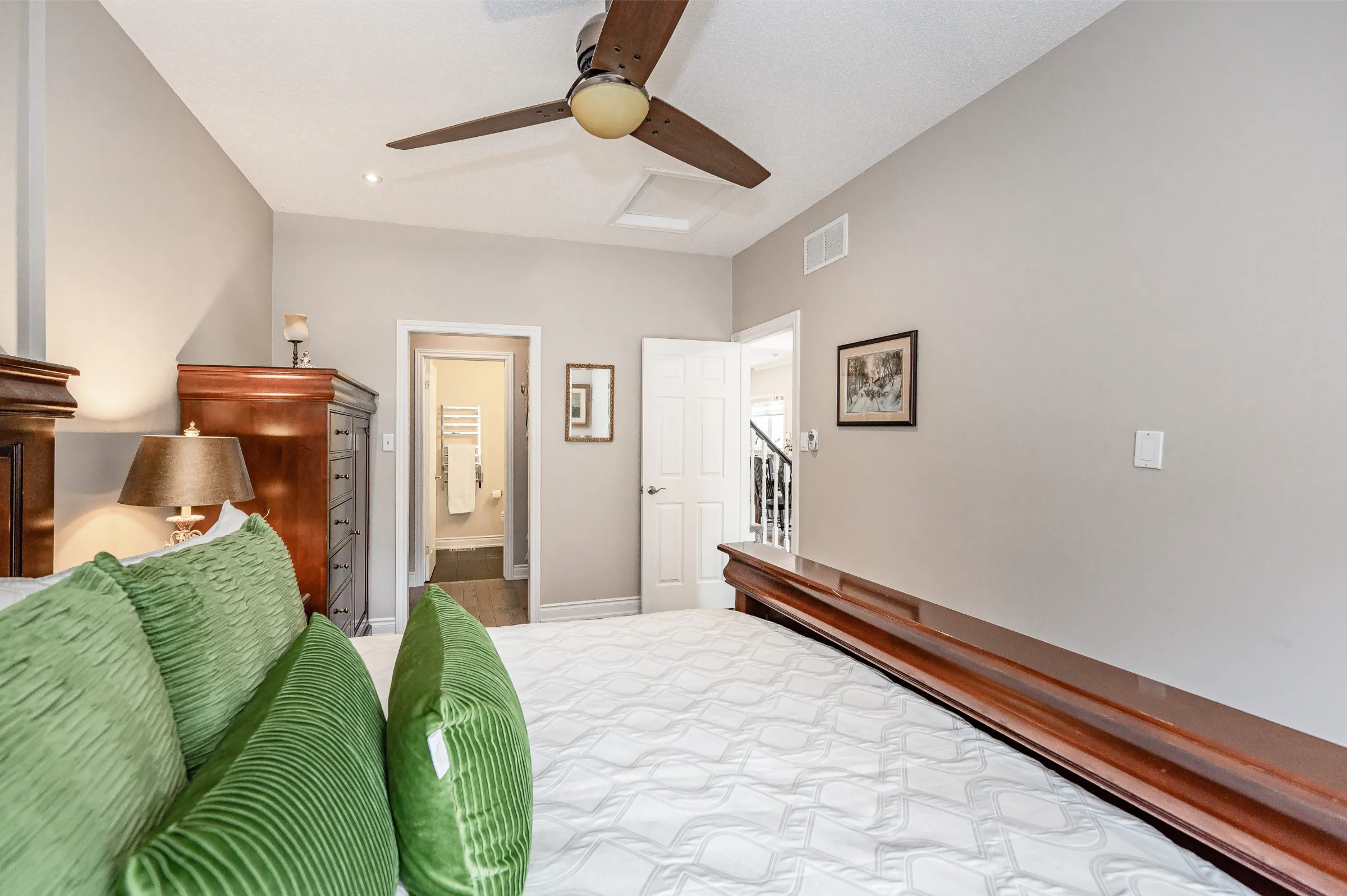 Renovated bungaloft townhouse