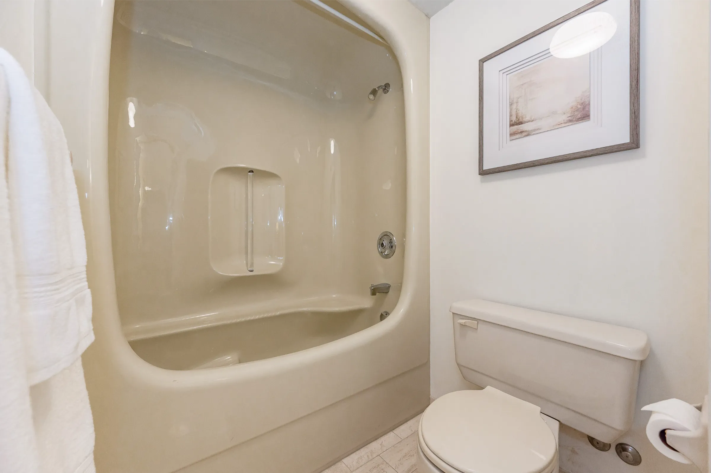 Bronte lakeside living