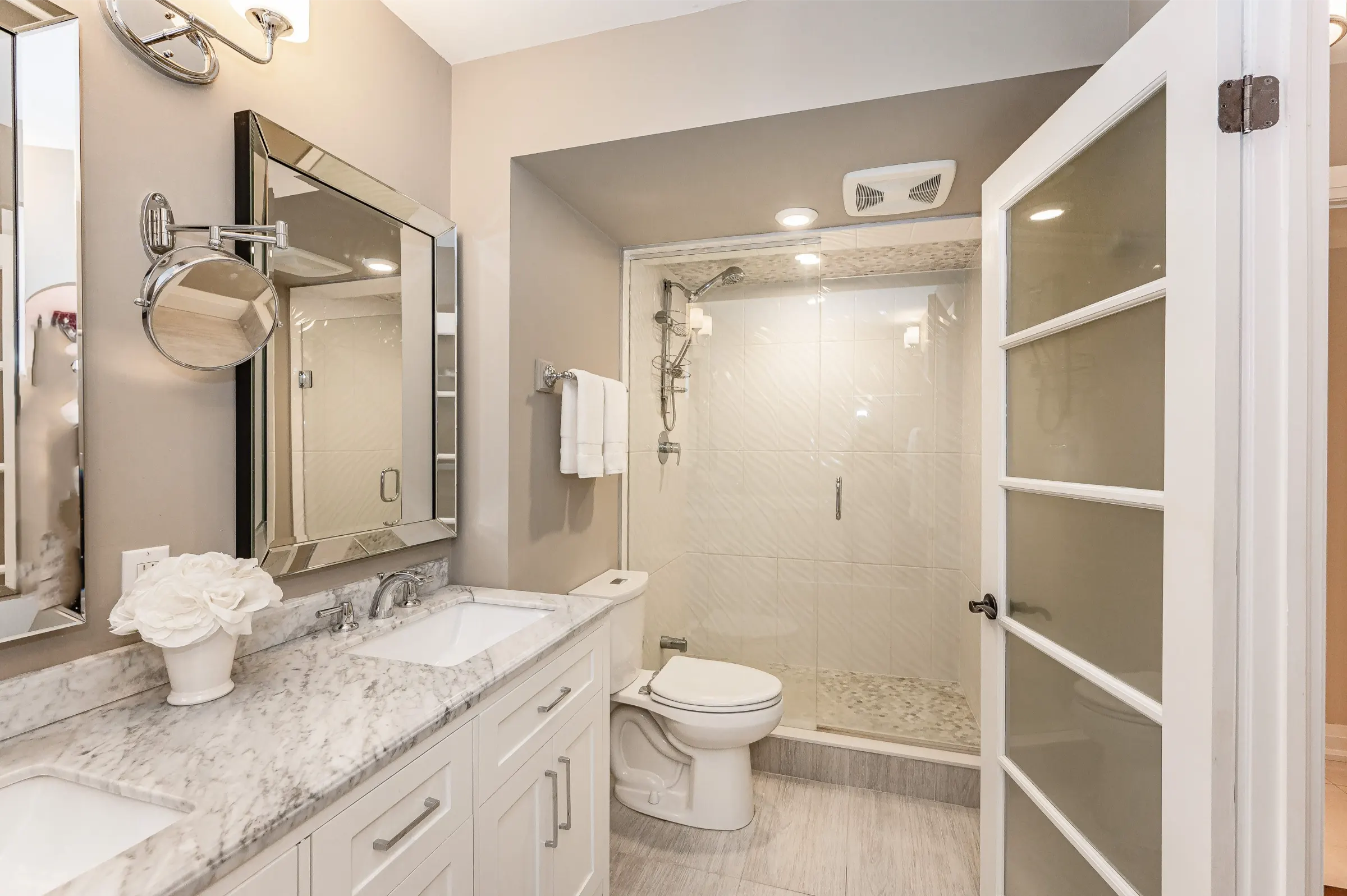 Renovated Lakeside Condo