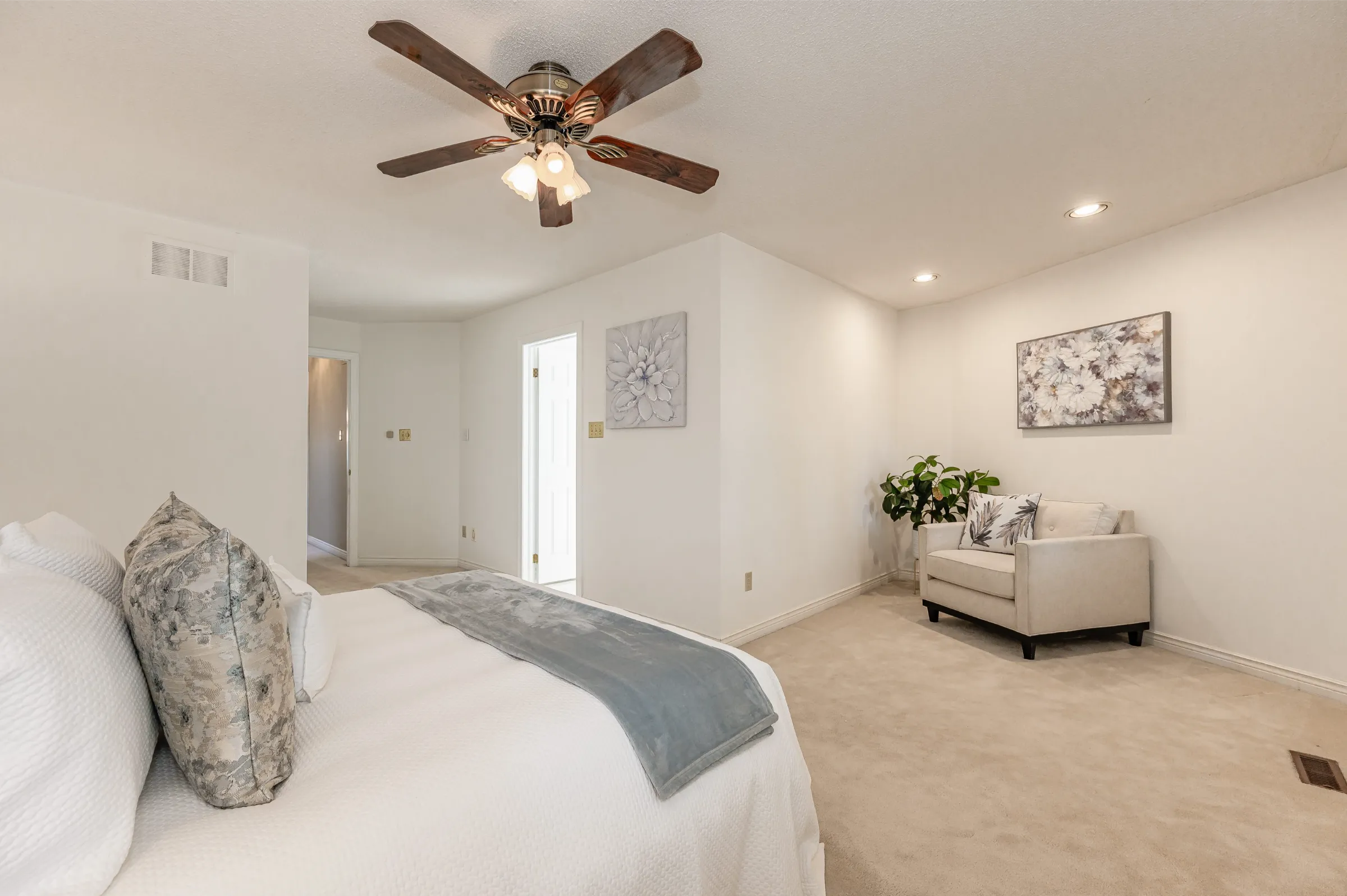 Sullivan Real Estate