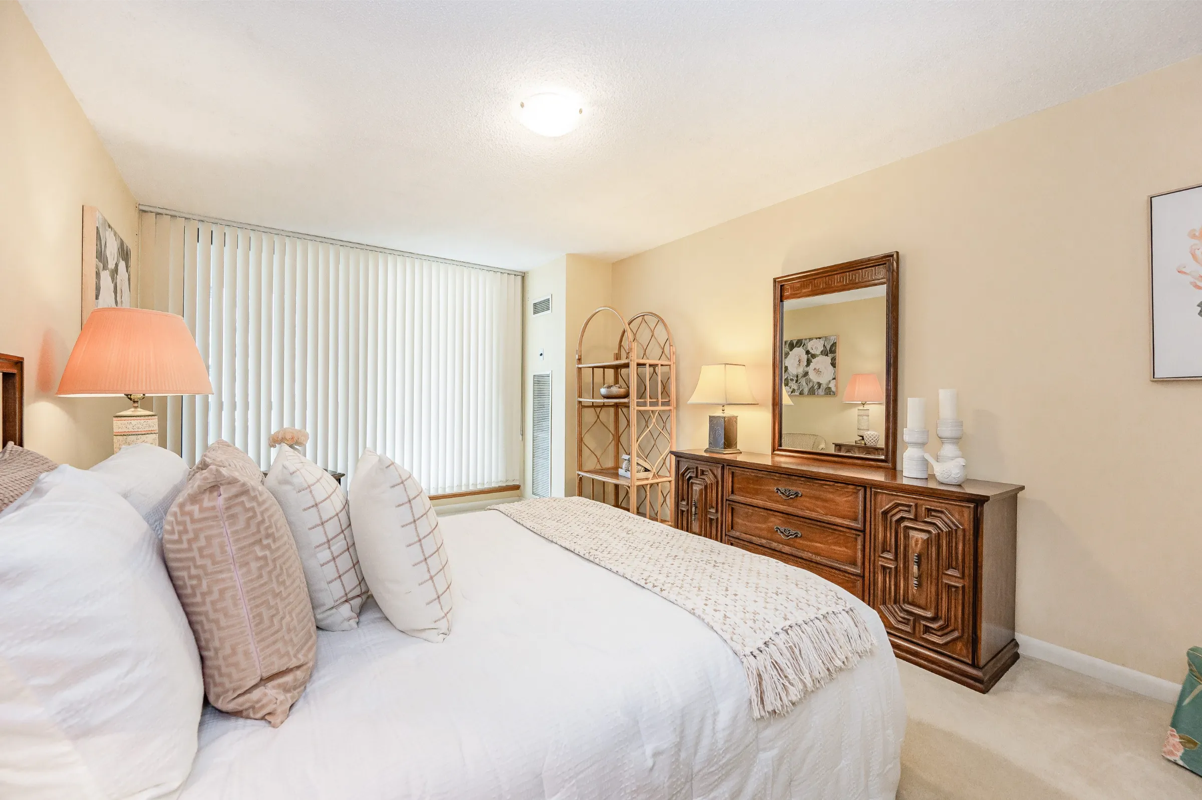 Bronte lakeside living