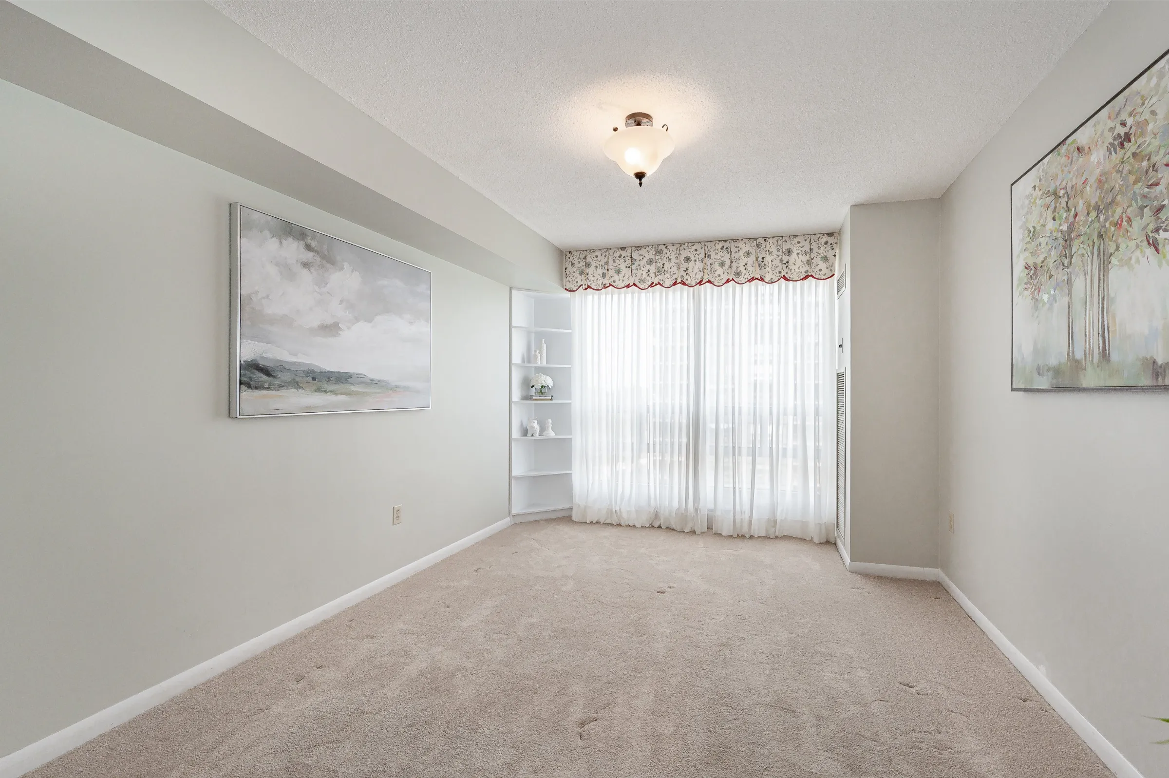 Sullivan Real Estate