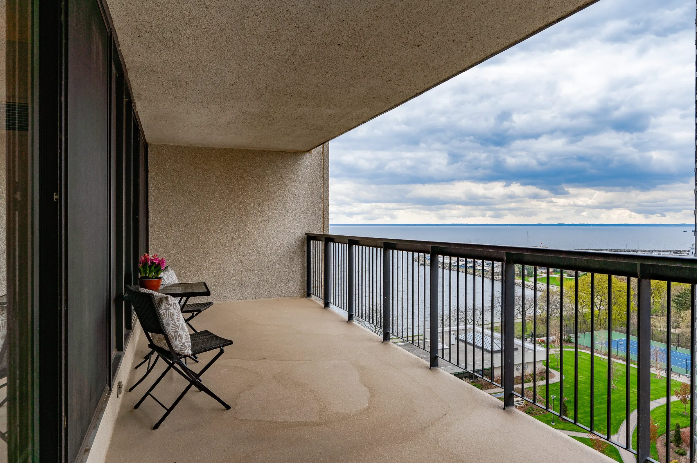 Bronte lakeside living