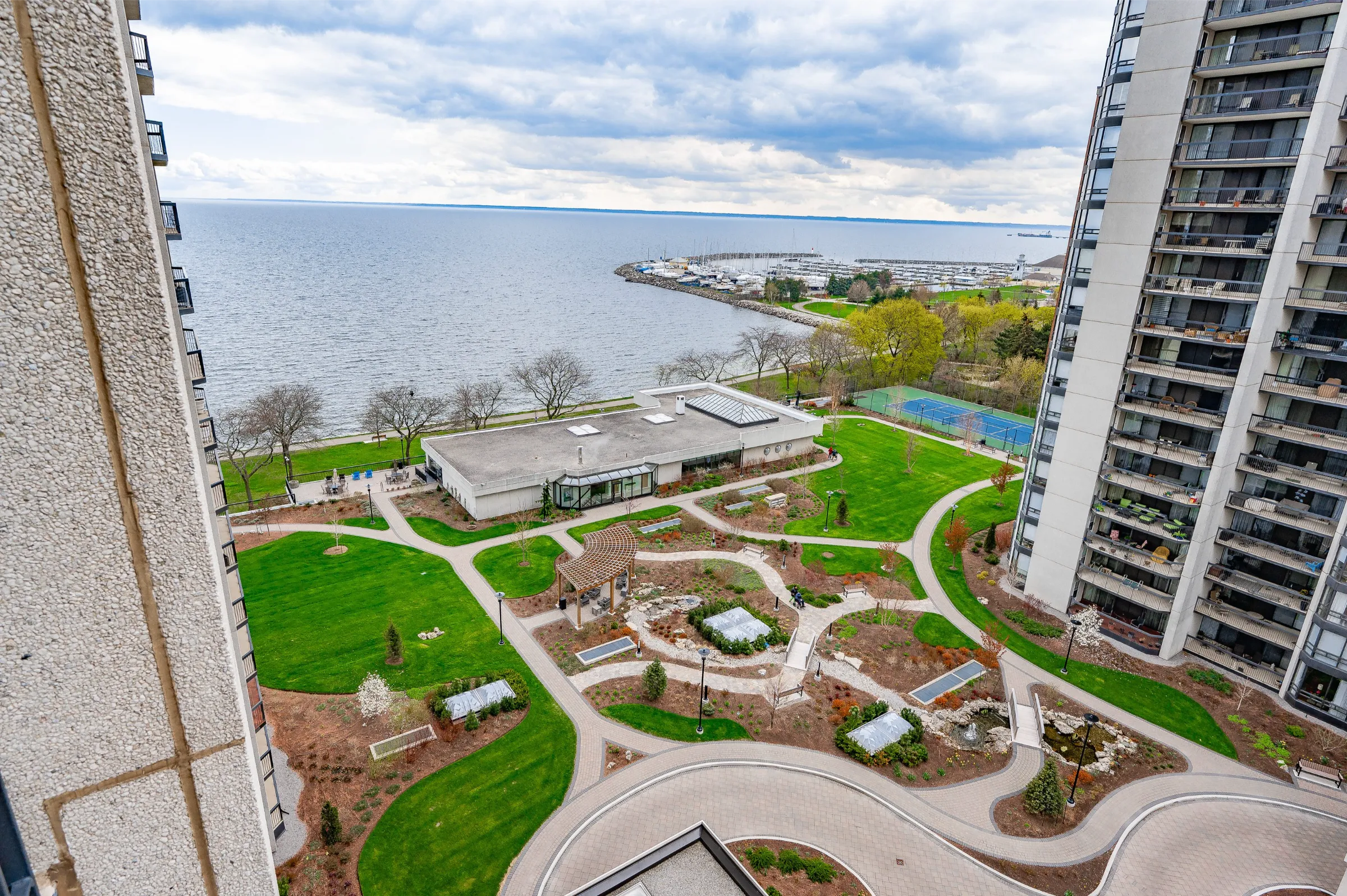 Bronte lakeside living