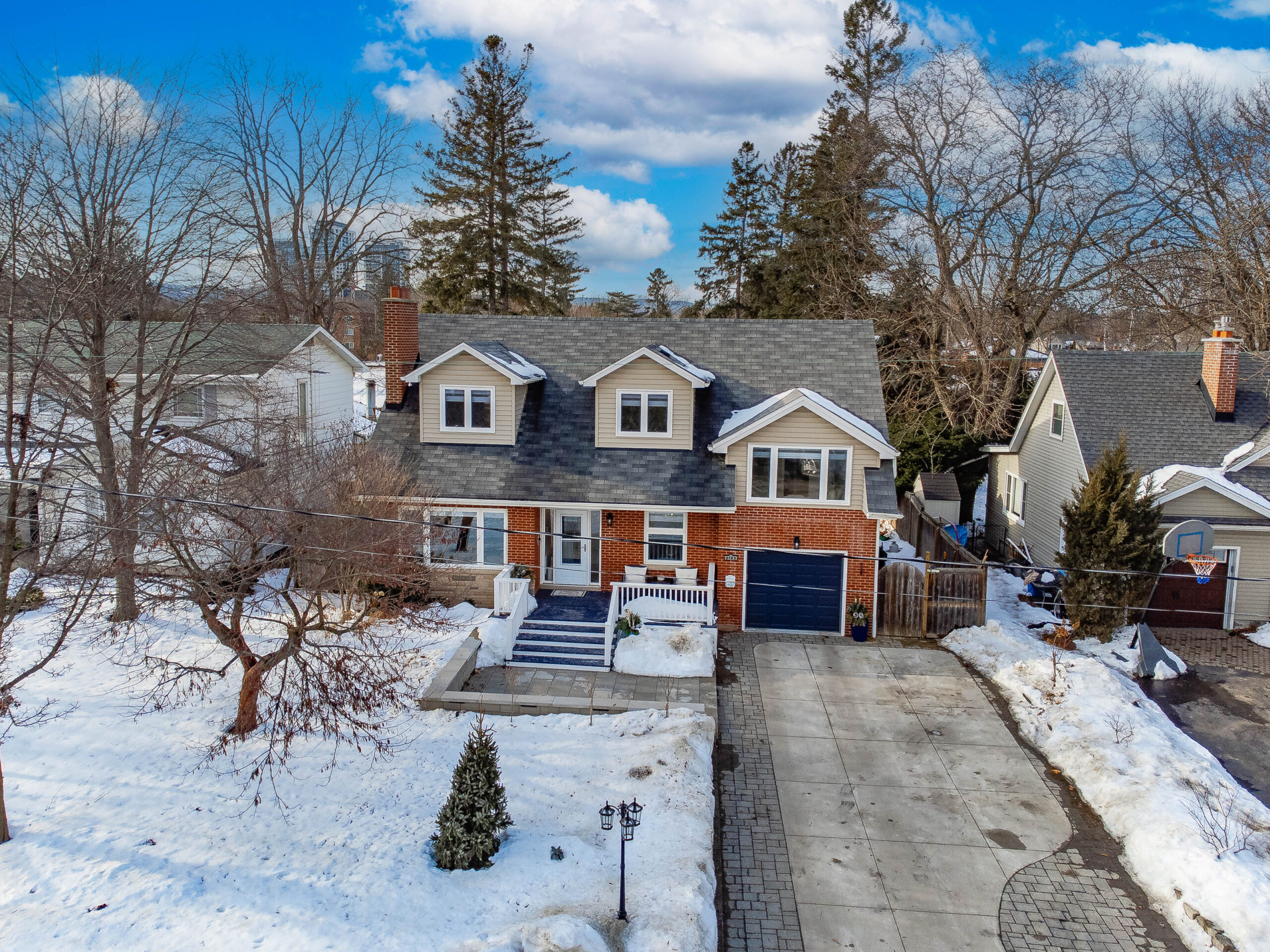 Luxury Burlington Detached