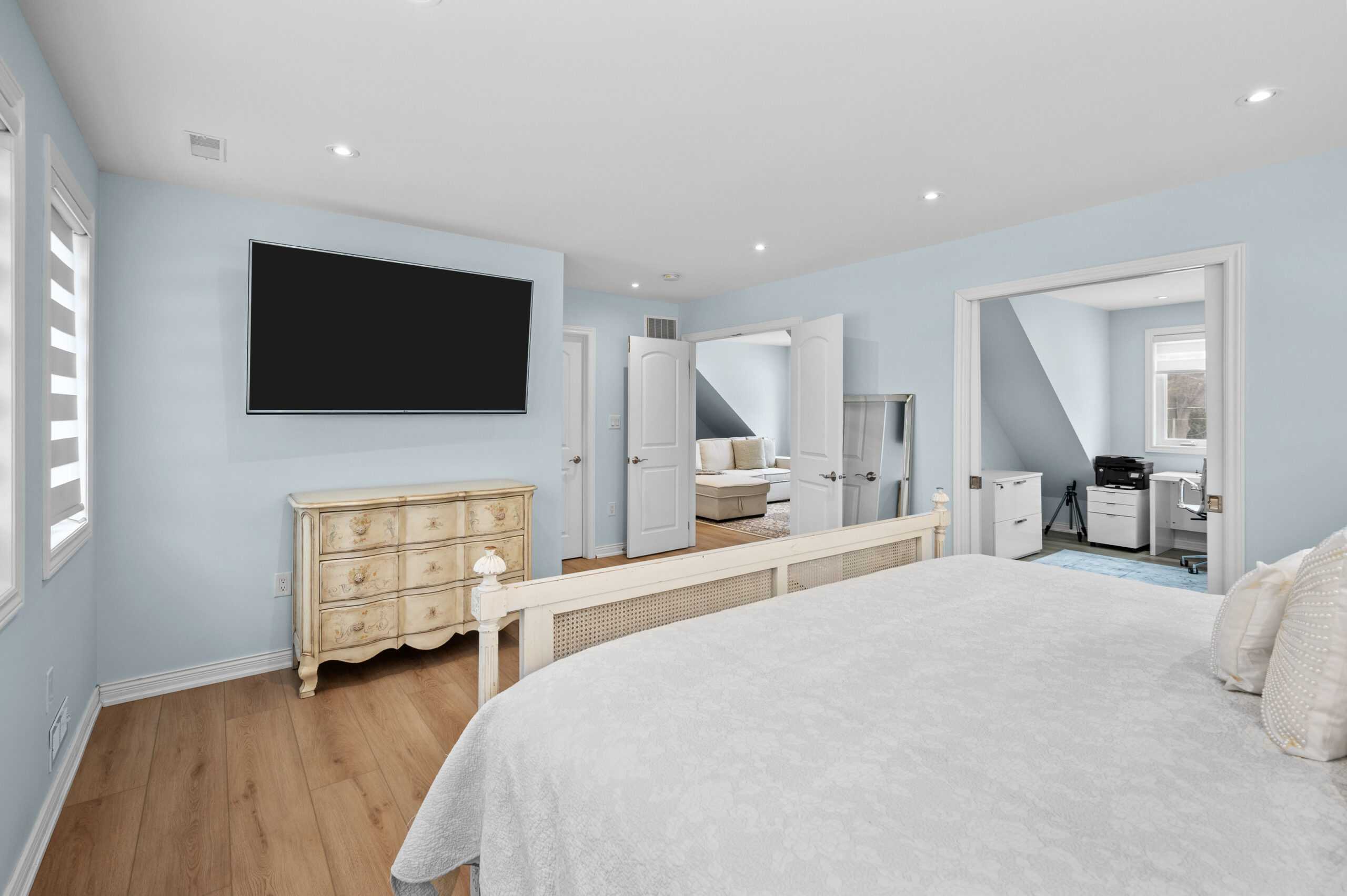 Luxury Burlington Detached