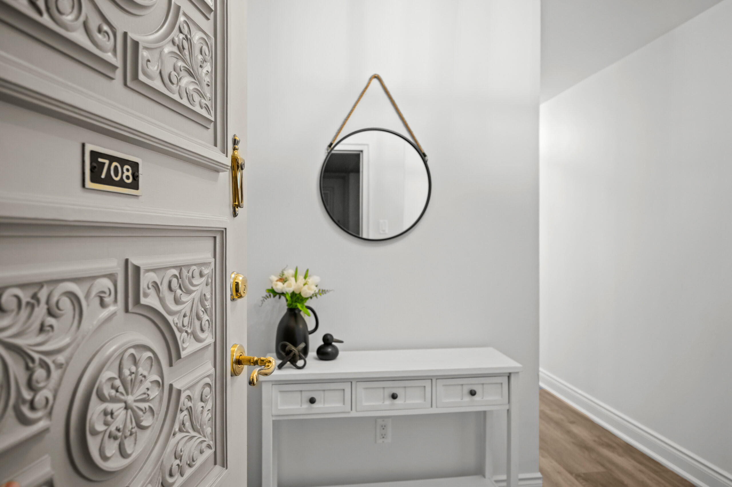 Luxurious Bronte Condo