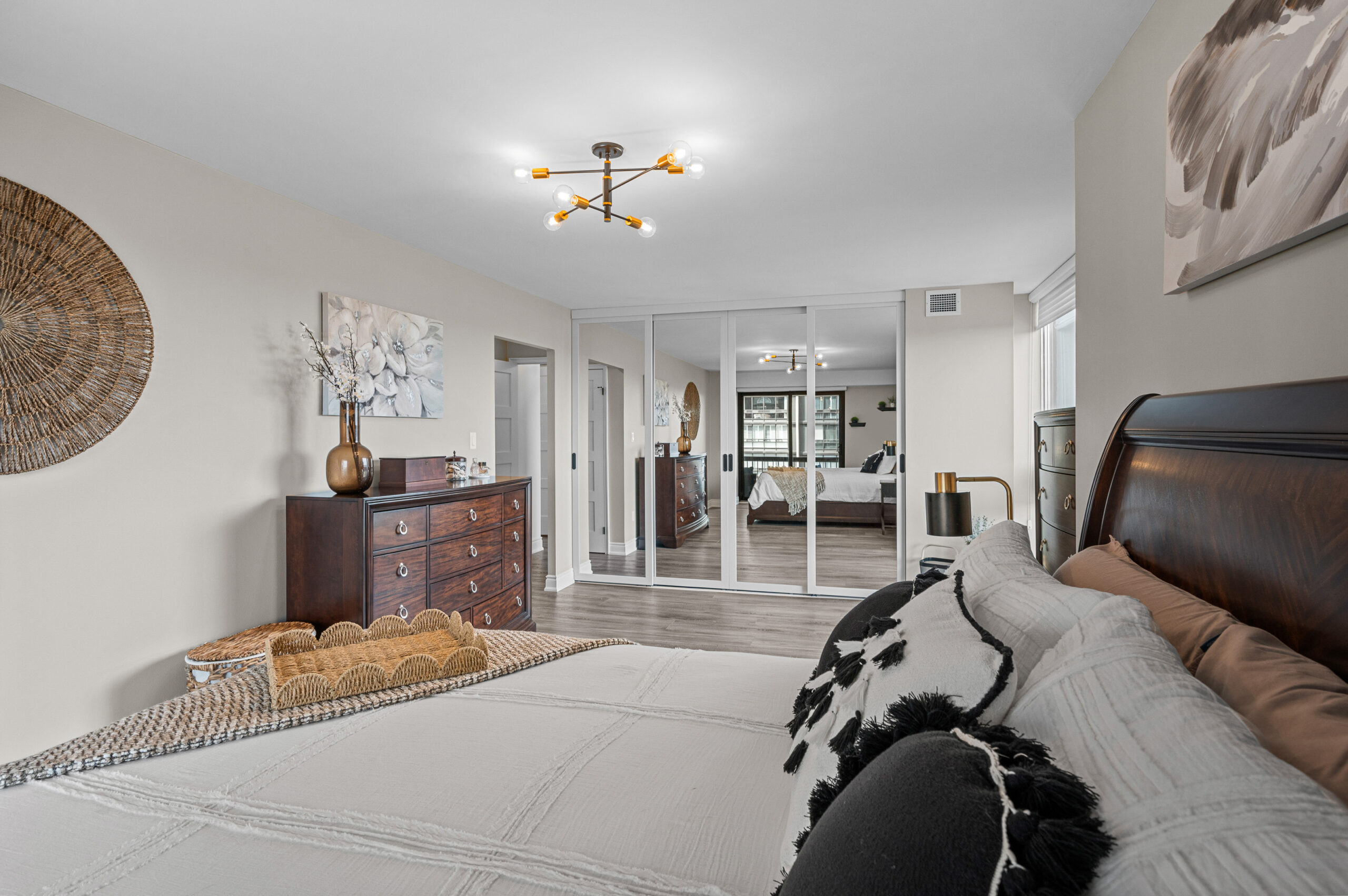 Luxurious Bronte Condo