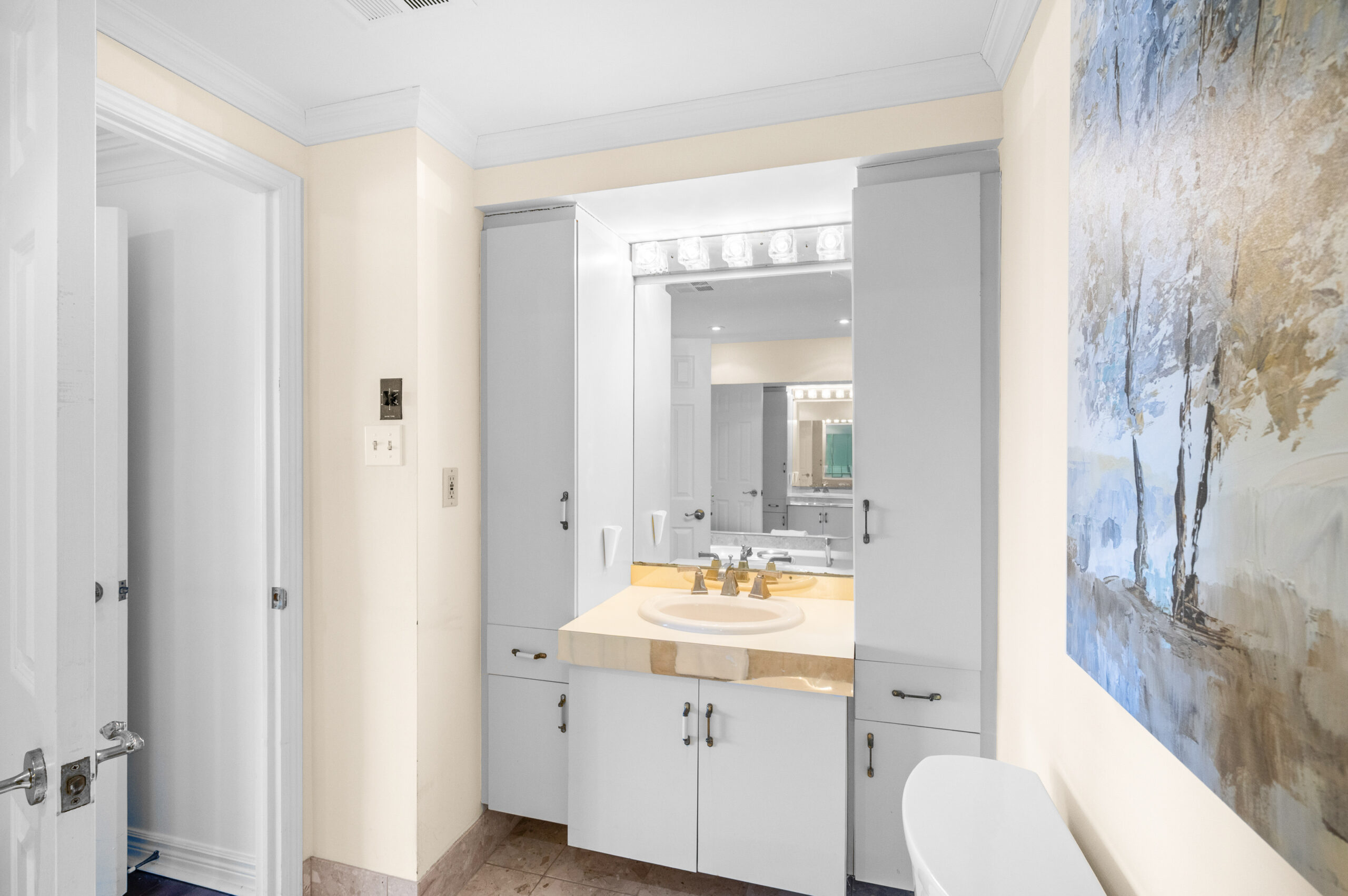 Bronte Harbour Condo