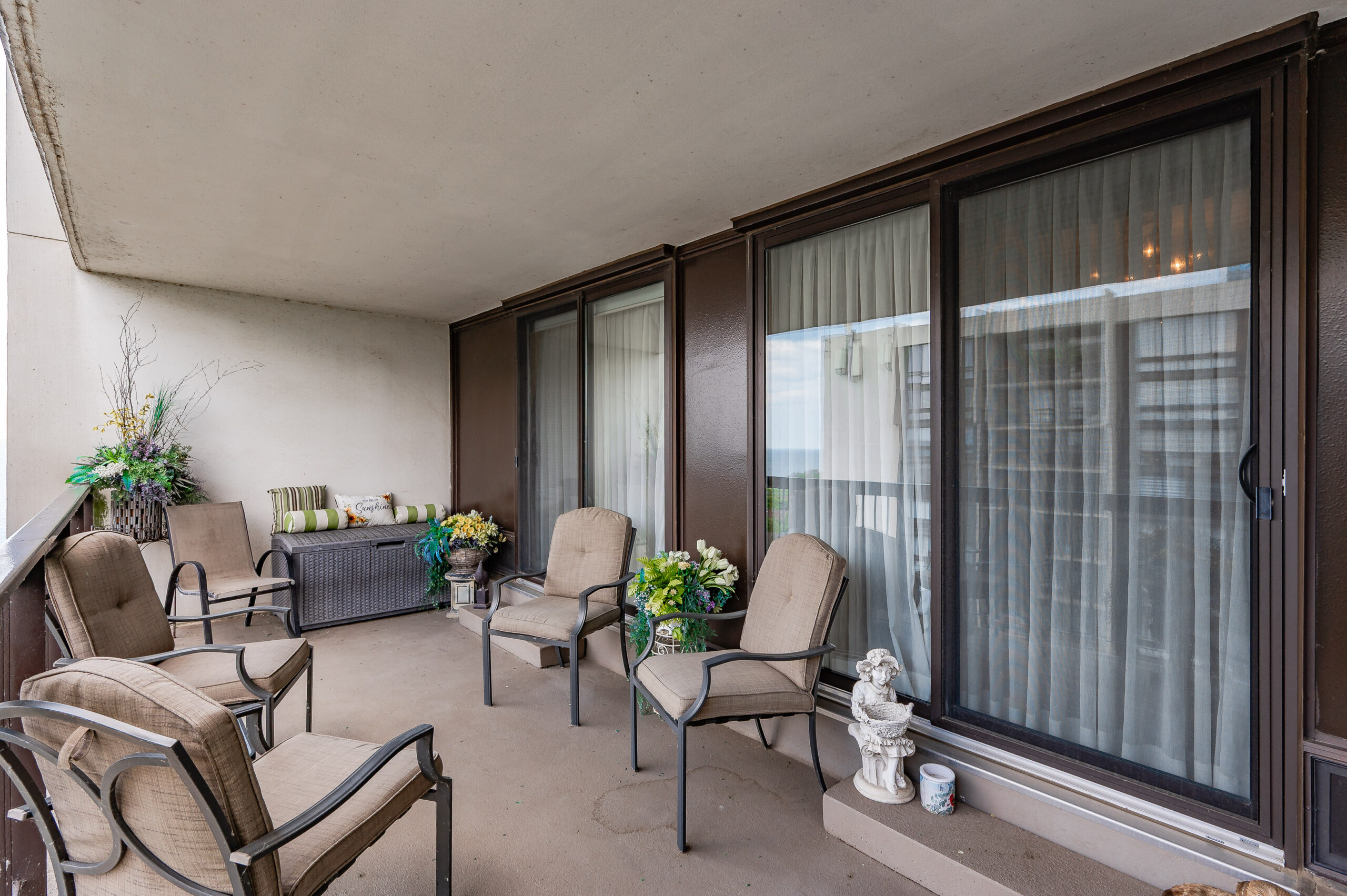 Bronte Lakeview Condo