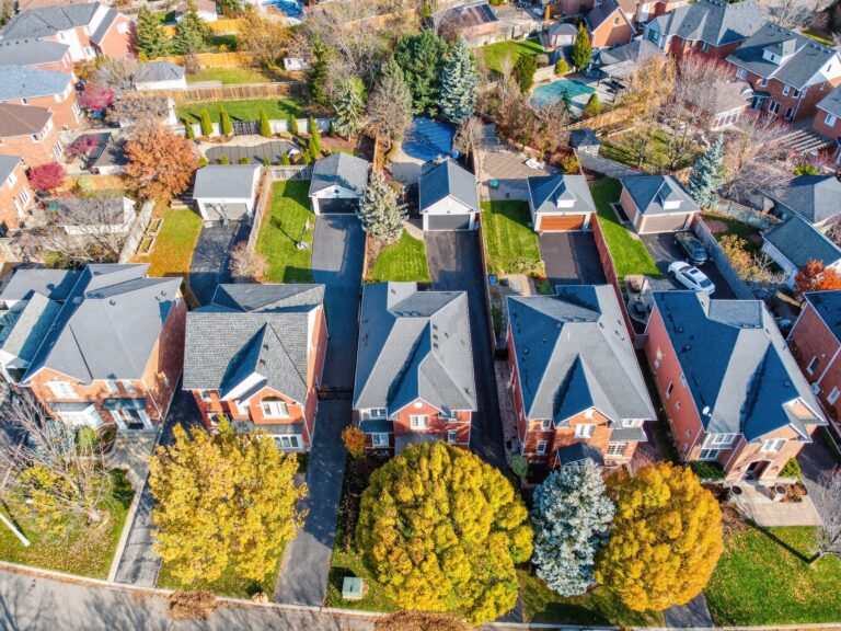 Updated River Oaks Home