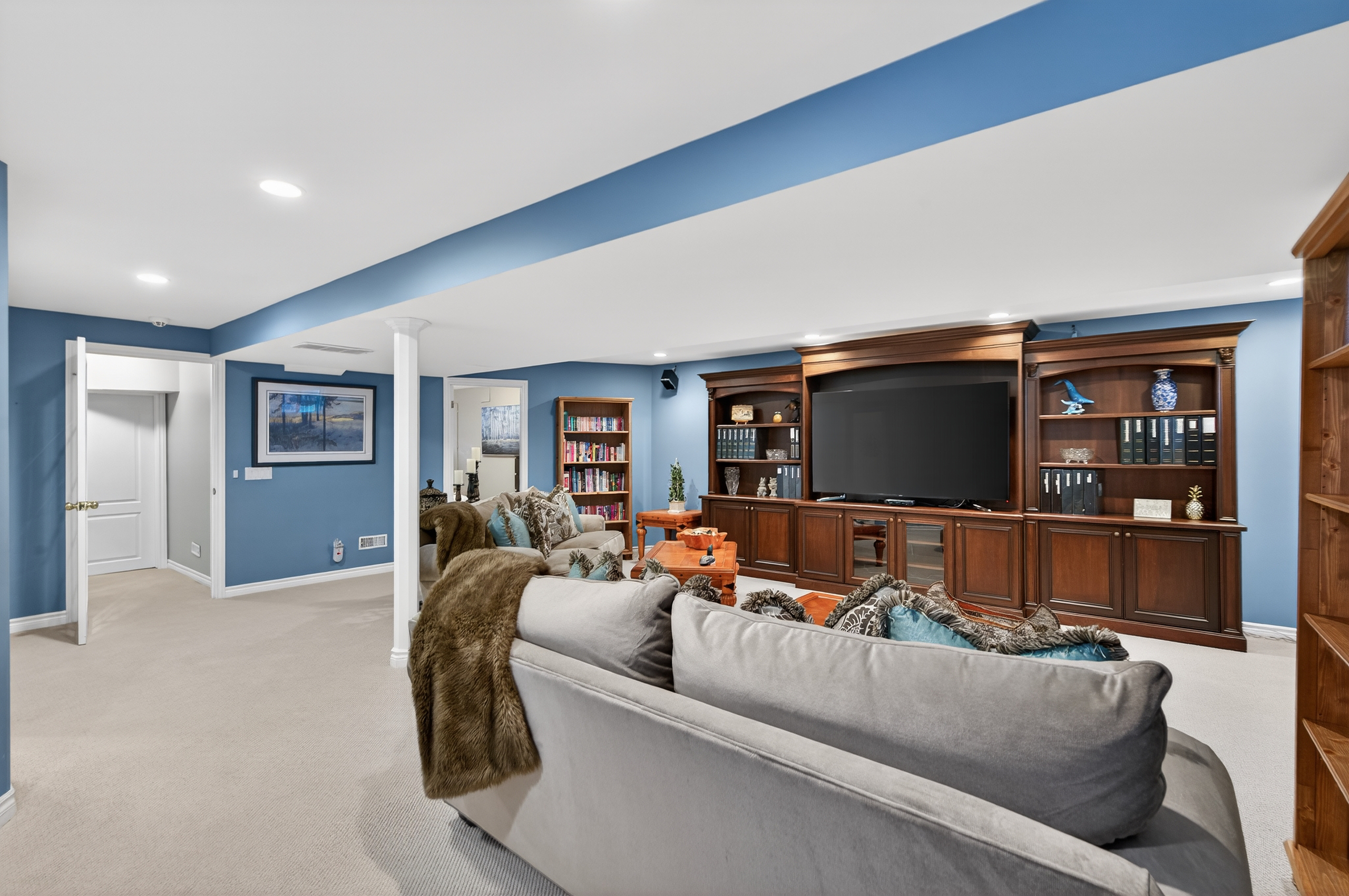 Updated River Oaks Home