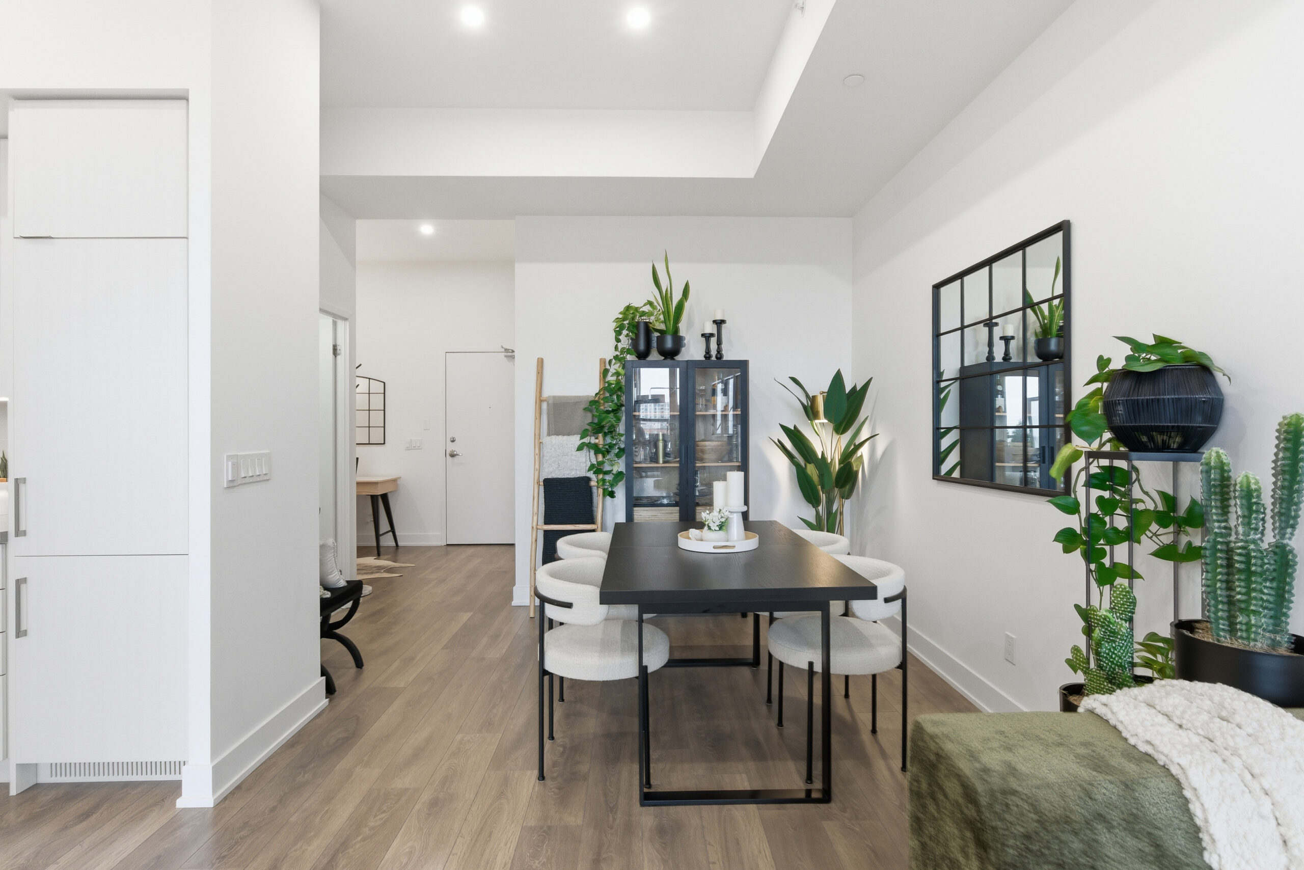 Modern Oakville Condo