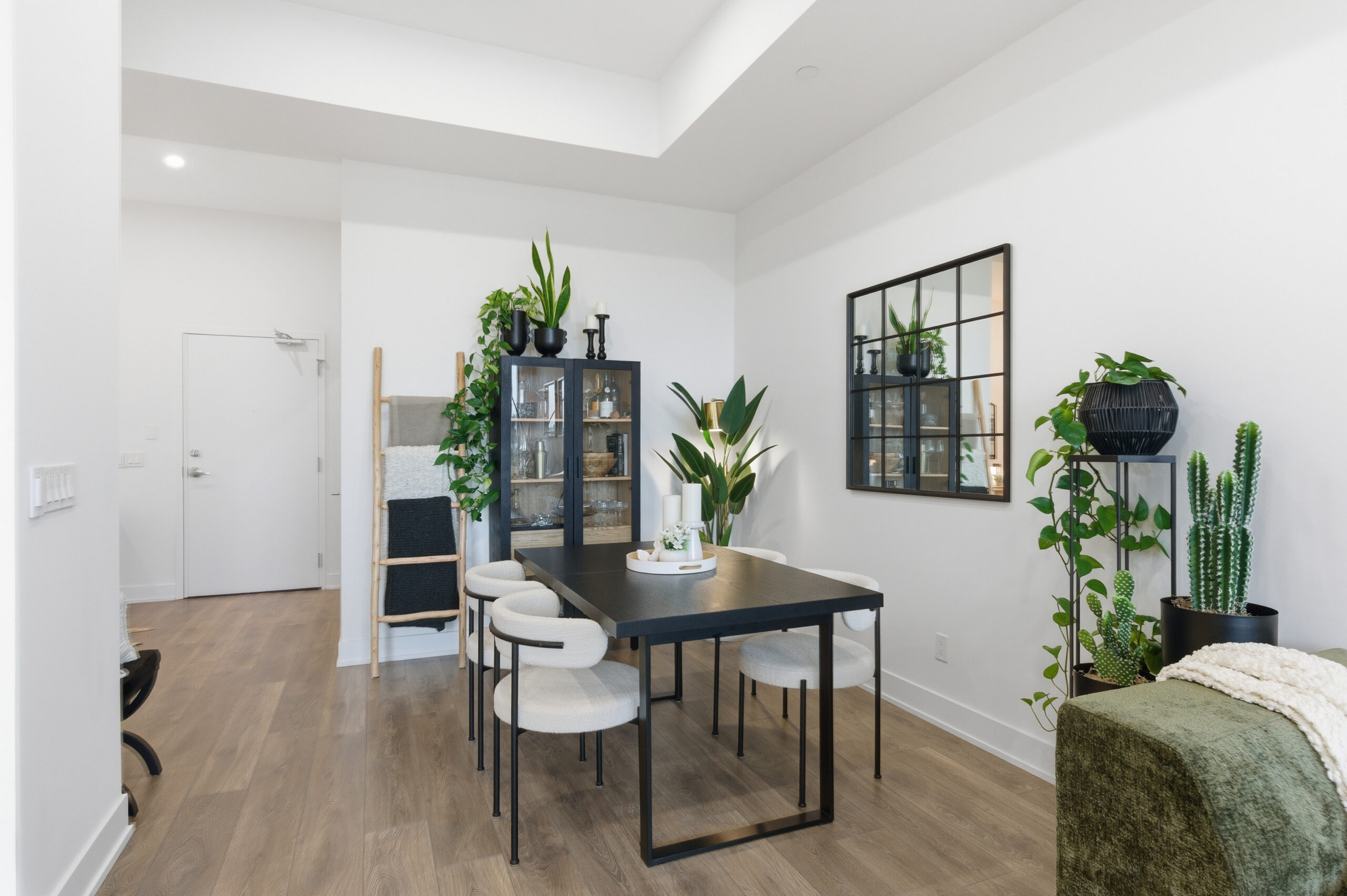 Modern Oakville Condo