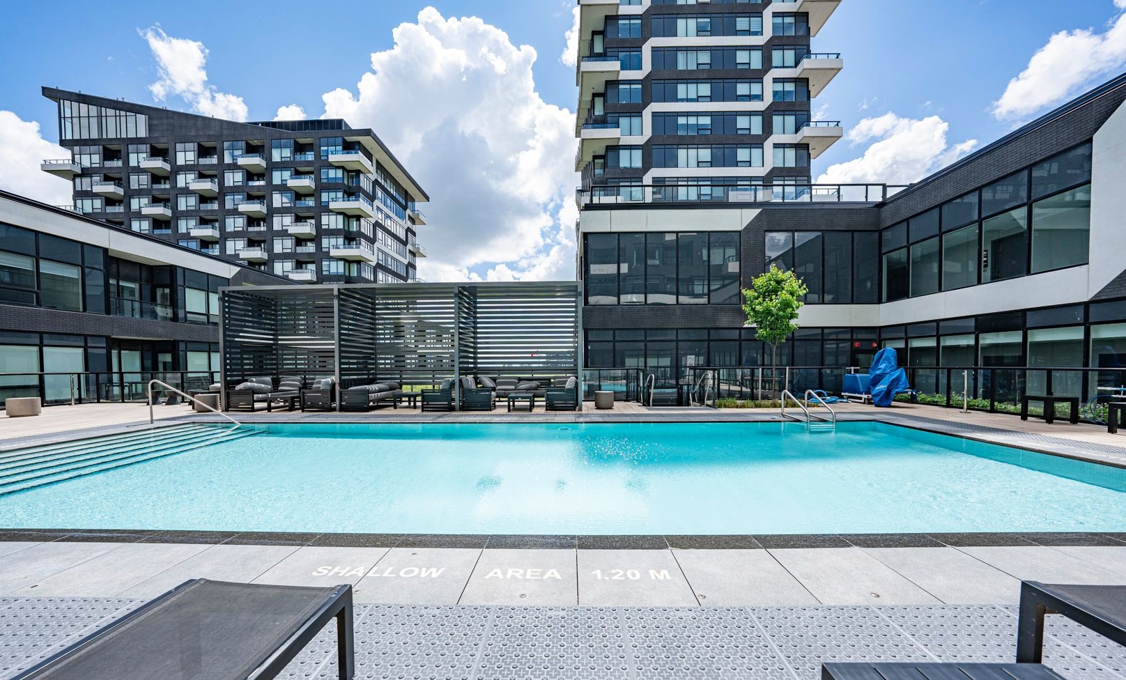 Modern Oakville Condo