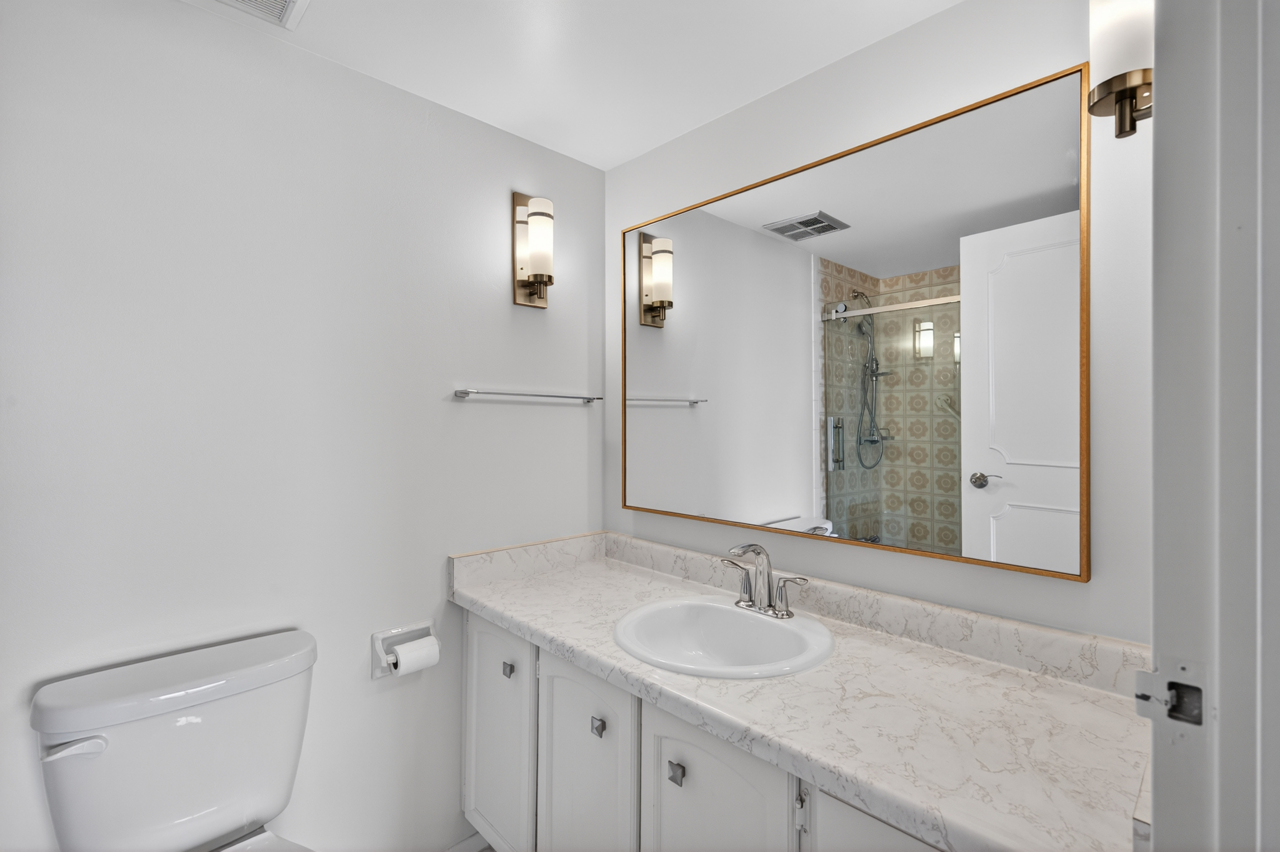 Bronte Condo