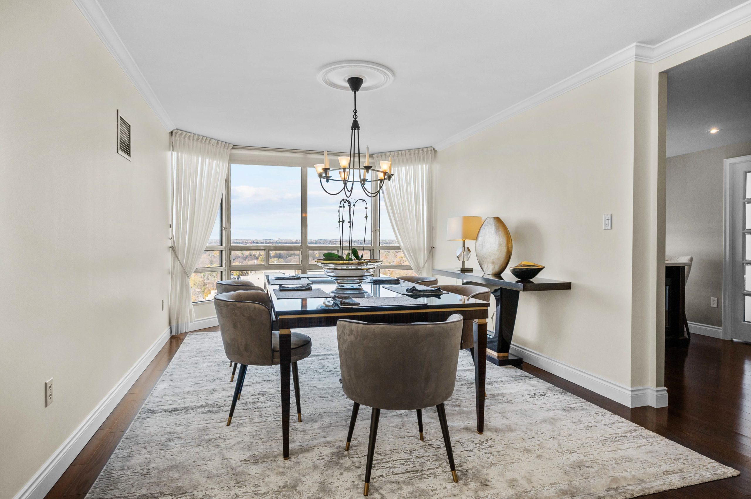 Bronte Lakeside Condo