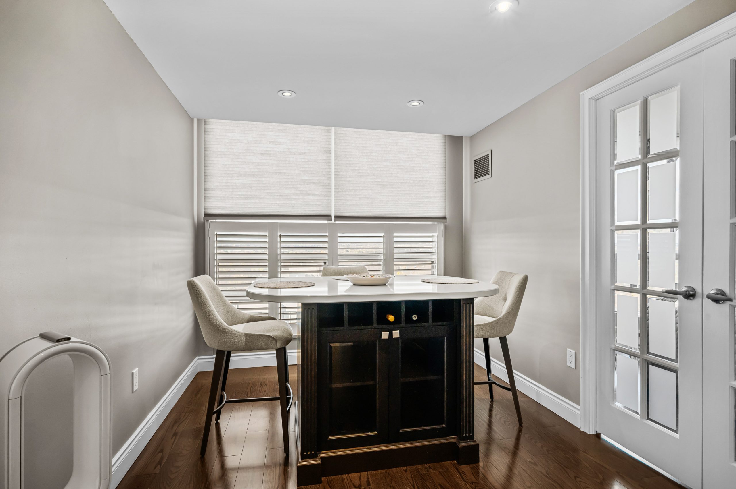 Bronte Lakeside Condo