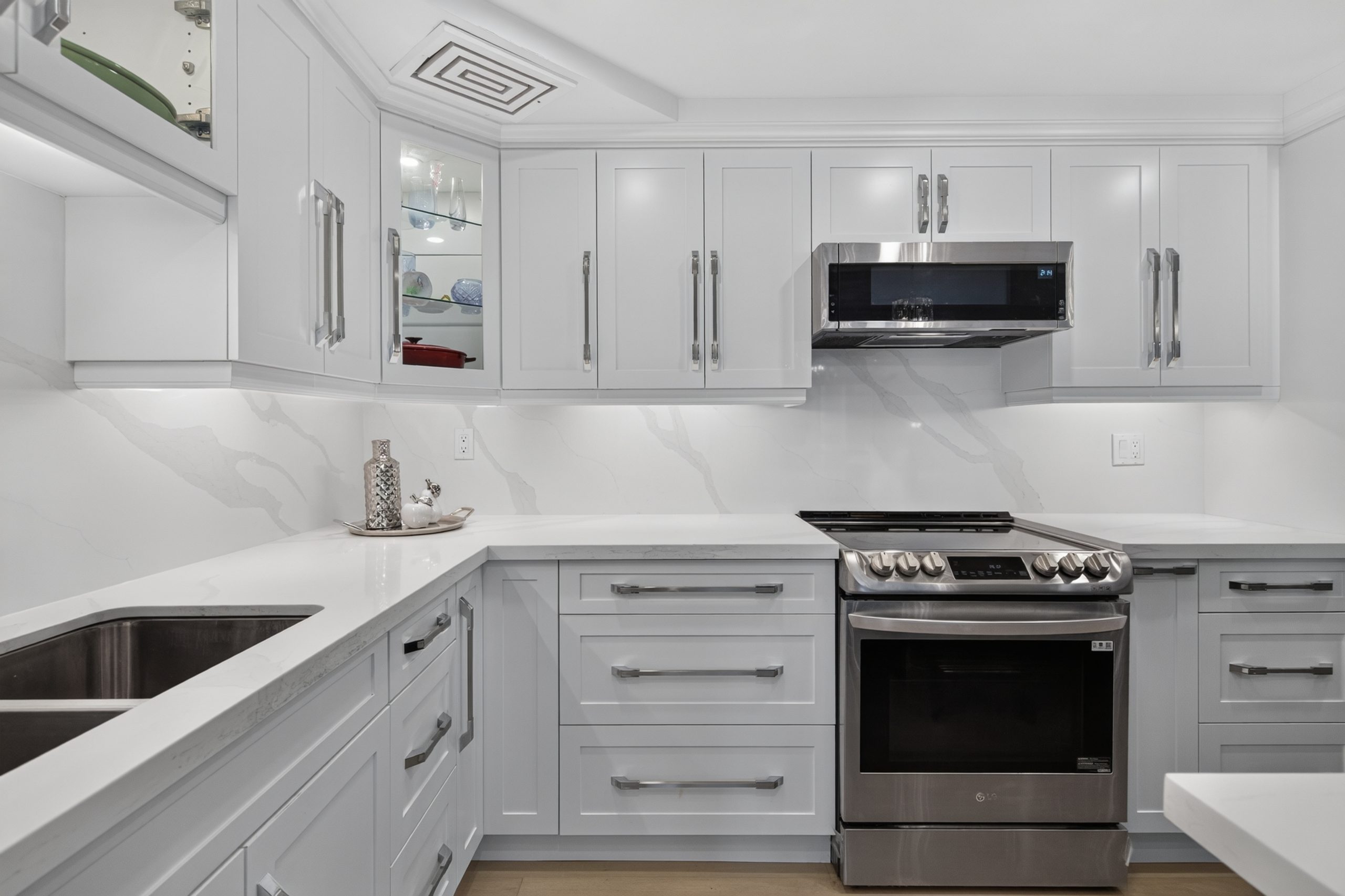 Lake View Bronte Condo