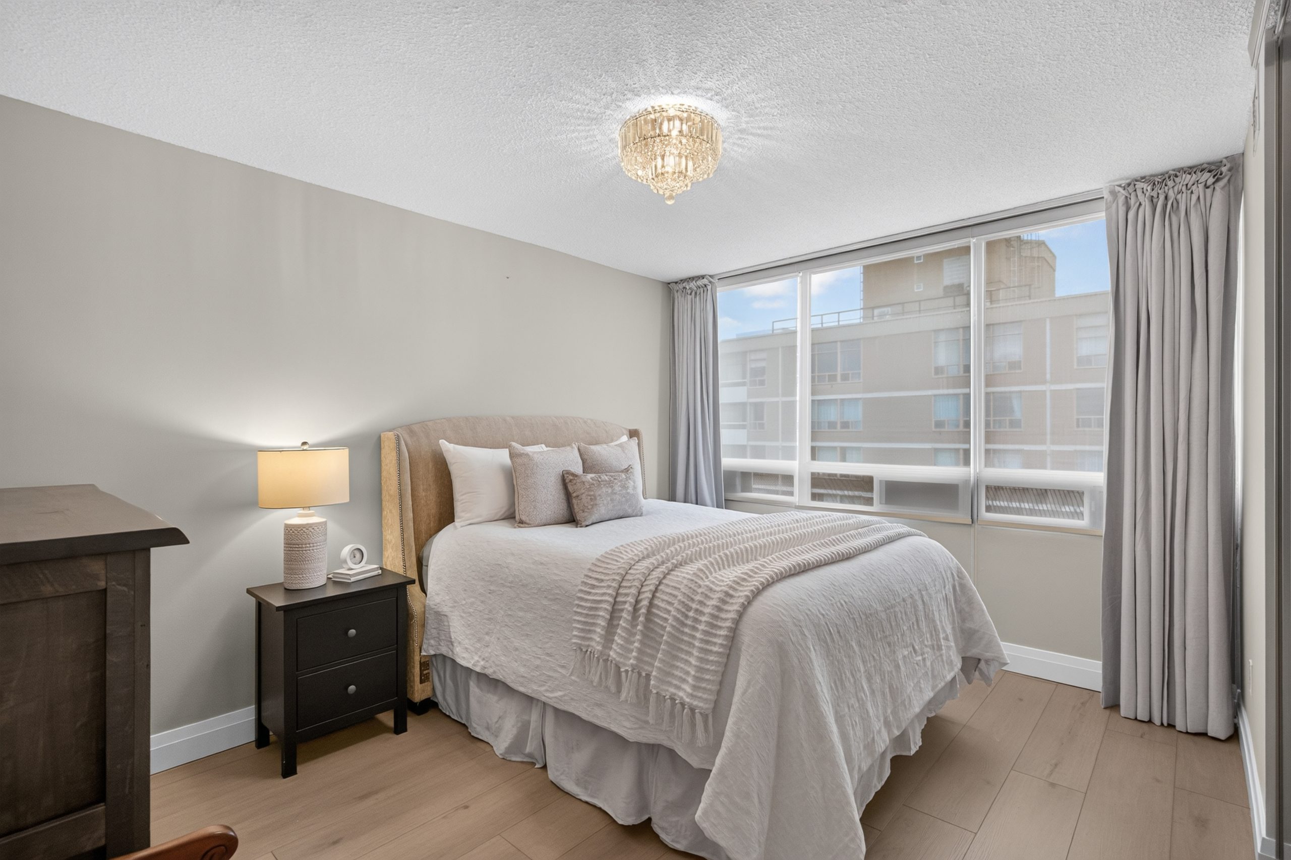Lake View Bronte Condo