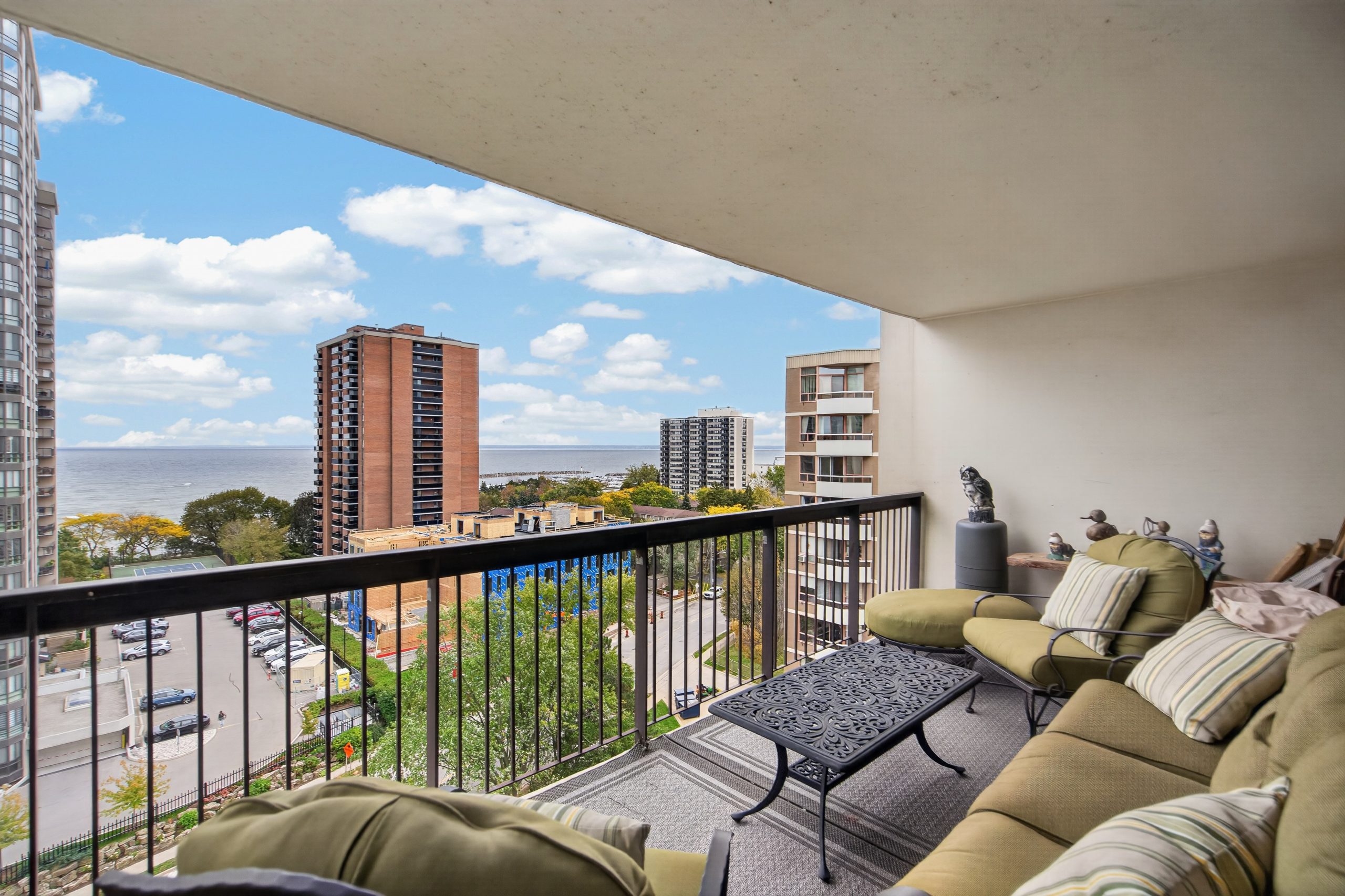 Lake View Bronte Condo